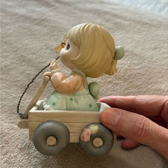 Precious Moments figurine in a wagon.  Wishing you a world of piece - Picture 3 of 5